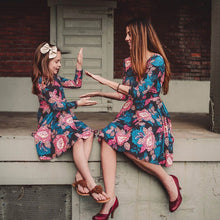 Load image into Gallery viewer, Mom＆Me Lady Three Quarter Floral Print Dress Family Outfits Clothes
